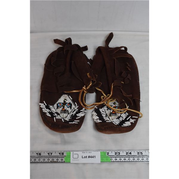 North American Shoes with beadwork