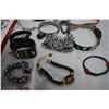 Image 4 : Jewellery lot - necklaces, bracelets, misc