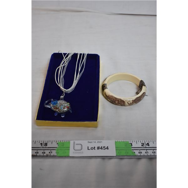 Jewellery lot - blown glass necklace, misc