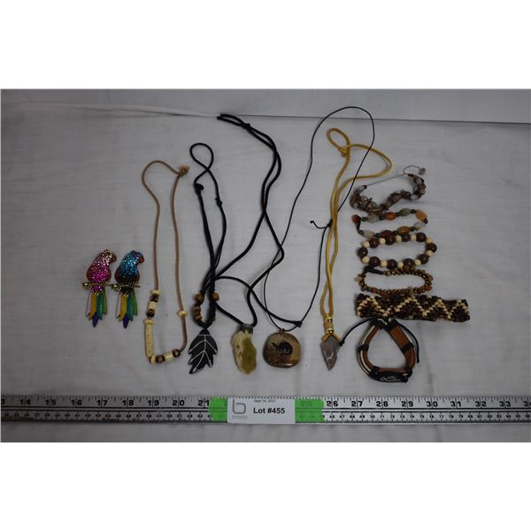 Jewellery - pair of birds + misc