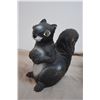 Image 2 : (2) outdoor squirrel ornaments