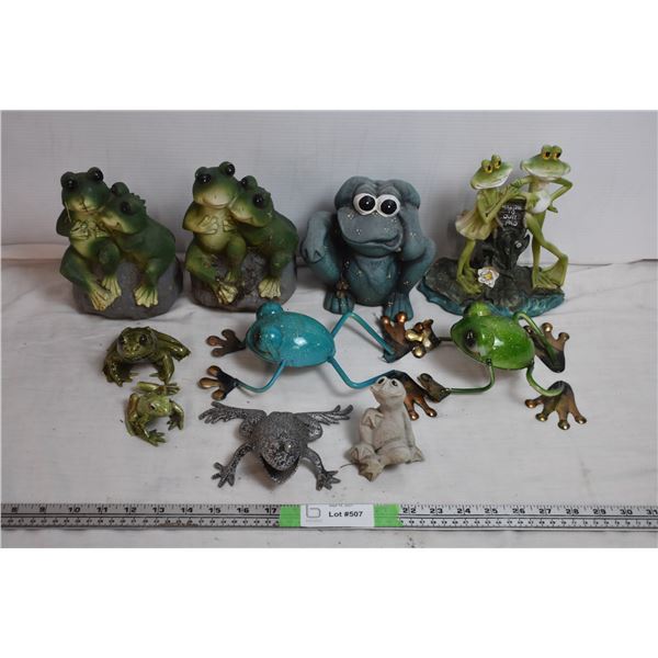 Garden Frog ornaments lot