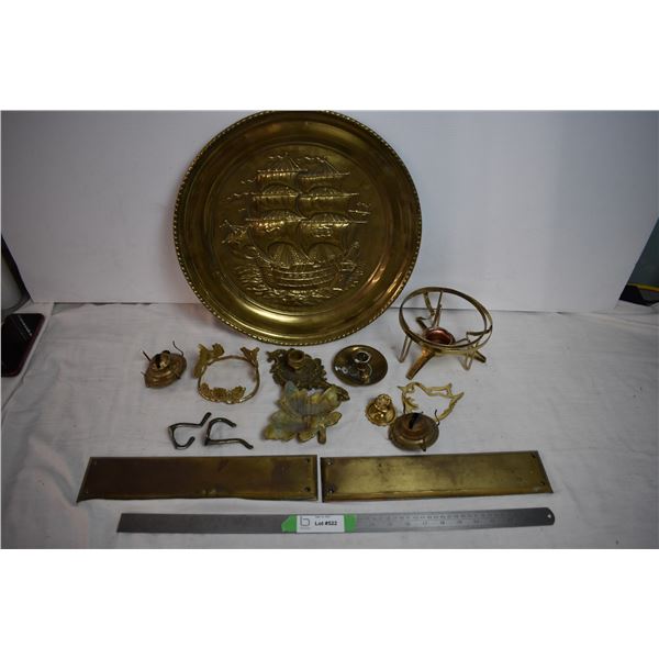 Brass items lot – plate with sailboats