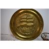 Image 2 : Brass items lot – plate with sailboats