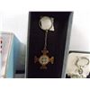 Image 7 : Christian items (key chains and religious medals)