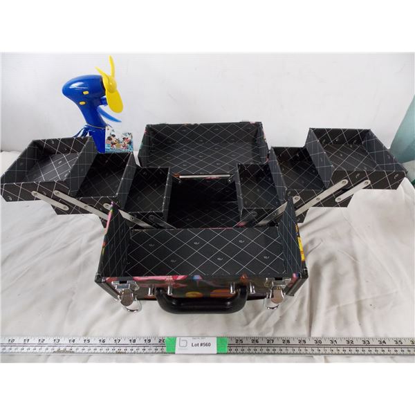 make-up box + fan spray bottle