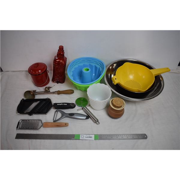 Ceramic kitchenware + enamel pots