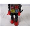 Image 3 : Tin windup robot made in Japan (working (8 1/2" tall)