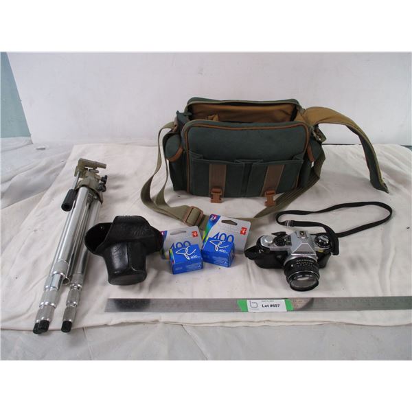 Pentax me super camera with stand and case