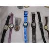 Image 2 : Lot of watches and necklaces