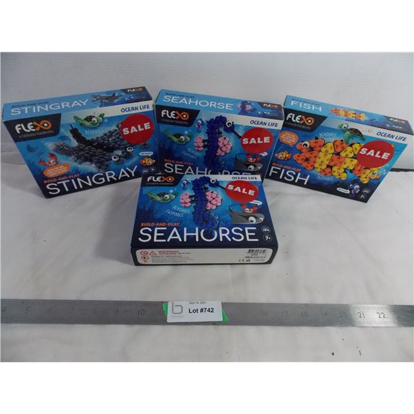 Flexo build and play sets