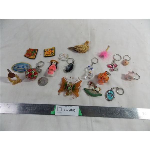 key chains and nick nacks