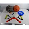 Image 1 : basket balls + work out tool + boomerang + frizbee