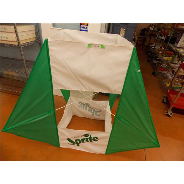 U of S huskies flag + sprite kite?