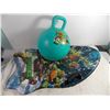 Image 1 : TMNT kids sled, Pups bouncy ball