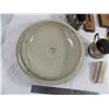 Image 10 : vintage pastelles + ceramic lids + other misc items