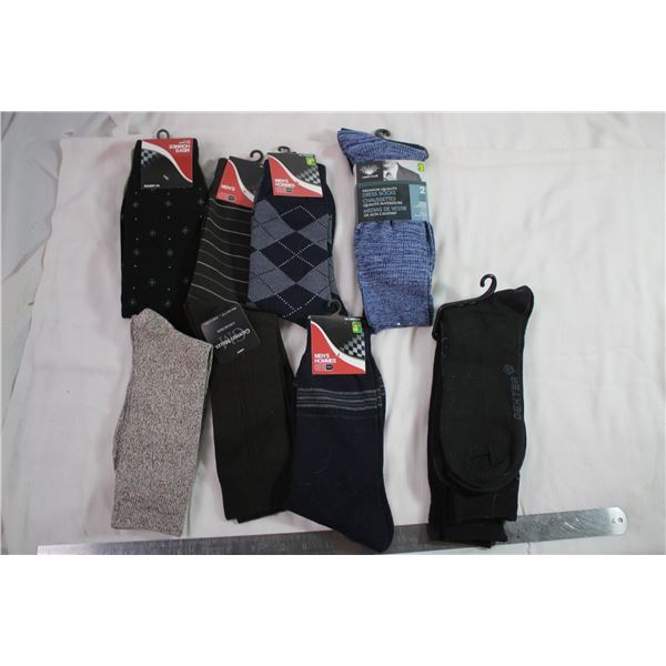 12 pairs mens socks - most size 7-11