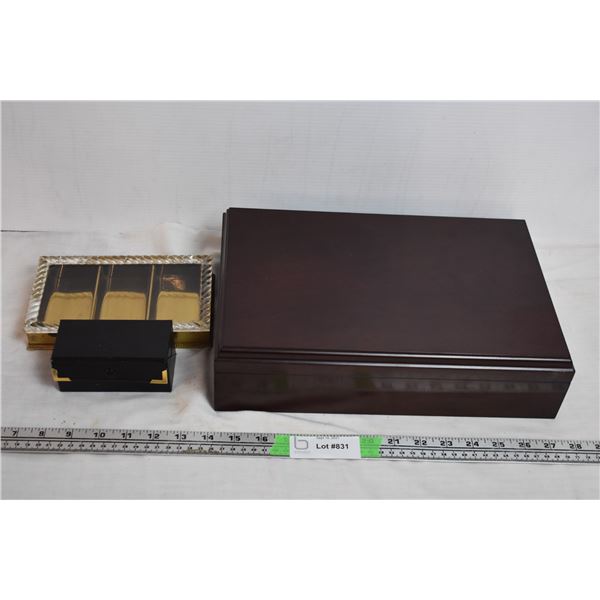 Jewellery Box with glass box + case