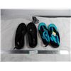Image 1 : Swim shoes, black size 11, blue size 10 + seals tiny statue