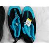 Image 2 : Swim shoes, black size 11, blue size 10 + seals tiny statue