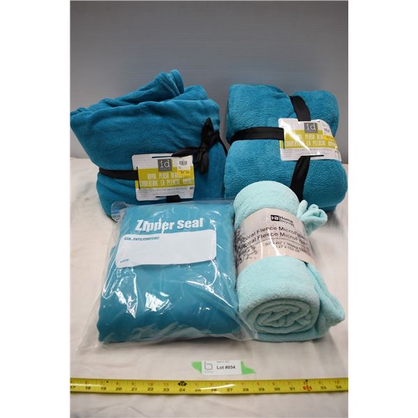 Bedsheet + fuzzy blankets