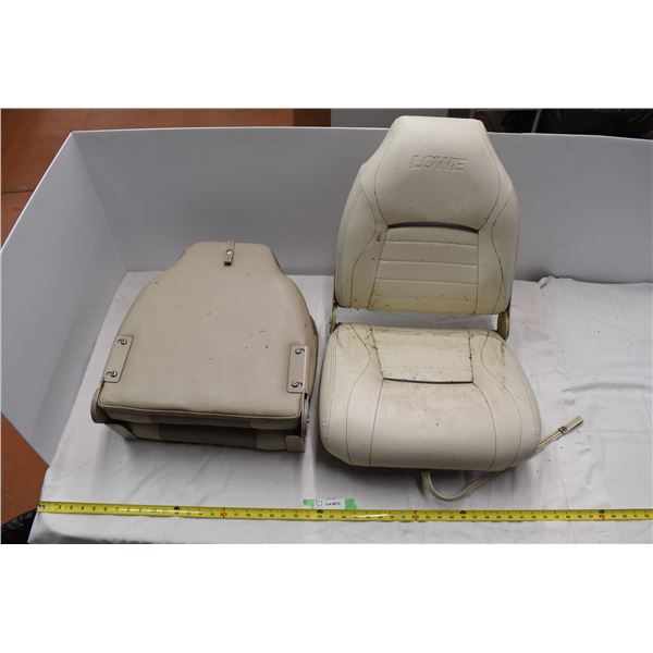 2 bucket seats (boat)