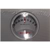 Image 5 : Pair of weigh scales - max 270lb