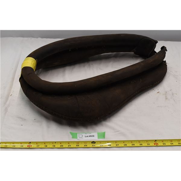 Horse Collar - marked 21"