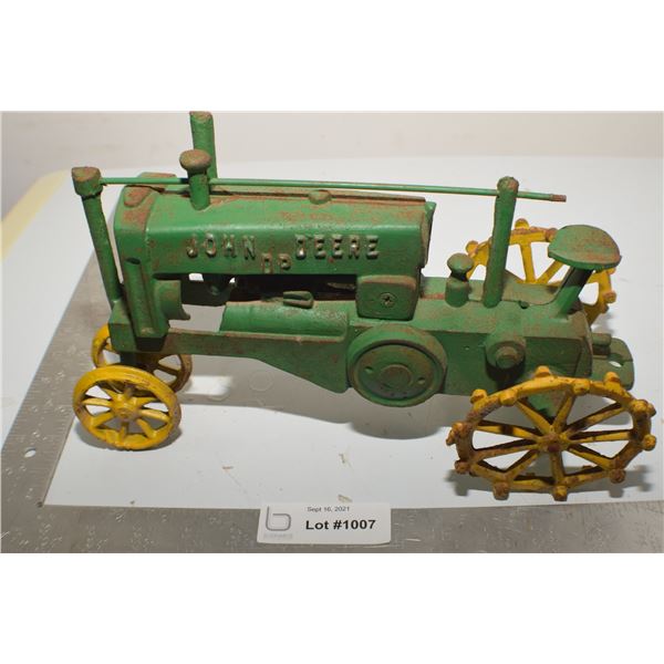 LARGE CAST JOHN DEERE TRACTOR TOY / DECORATION