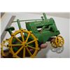 Image 2 : LARGE CAST JOHN DEERE TRACTOR TOY / DECORATION