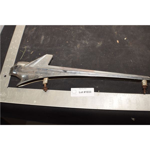 ANTIQUE PONTIAC HOOD ORNAMENT