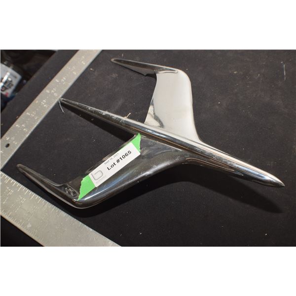 BEAUTIFUL HOOD ORNAMENT