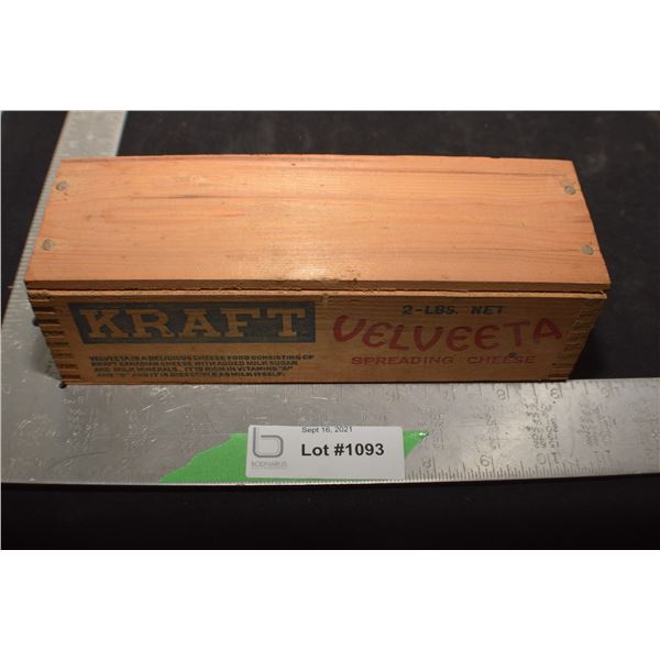ANTIQUE WOODEN KRAFT CHEESE BOX