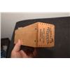 Image 3 : ANTIQUE WOODEN KRAFT CHEESE BOX