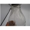 Image 3 : Vintage imperial quart Glass Oil bottle with damaged spout