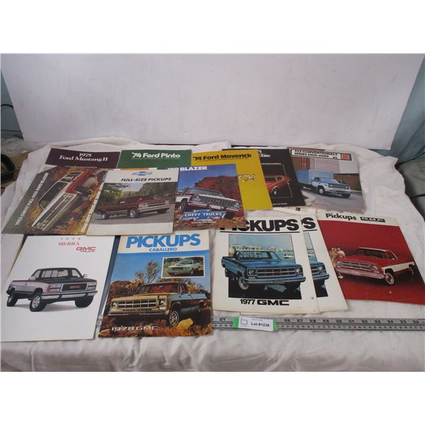 1970s chevy truck + other pamphlets - english