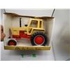 Image 2 : Ertl 1/16 Scale Case Agri King 1175 (NIB)