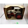 Image 1 : Ertl 1/16 Scale Case 2590 Tractor (NIB)