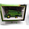 Image 1 : Ertl 1/32 Scale John Deere 2266 Combine (NIB)