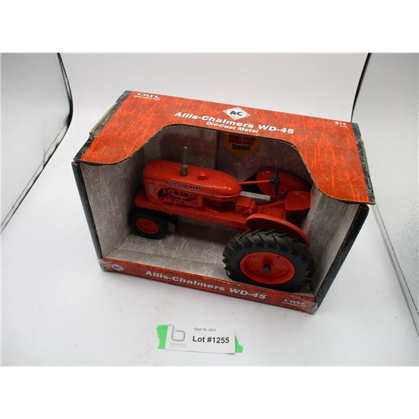 Ertl Allis Chalmers WD-45 tractor (NIB)
