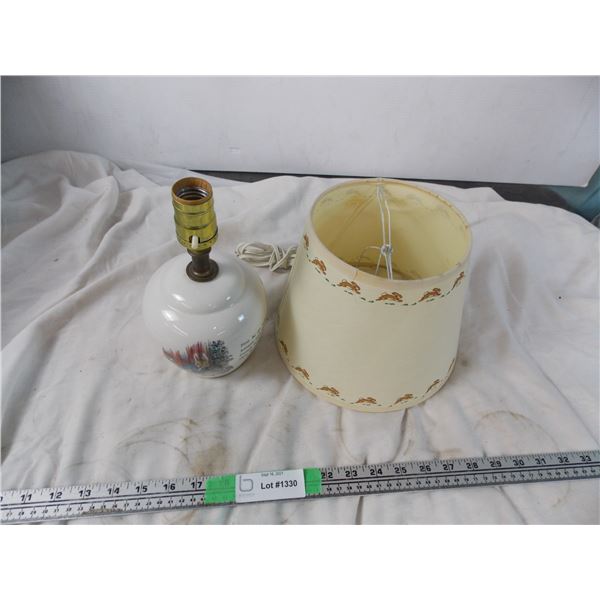 Wedgwood Peter Rabbit lamp with original shade (damage to shade) (works)