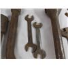 Image 4 : wrenches