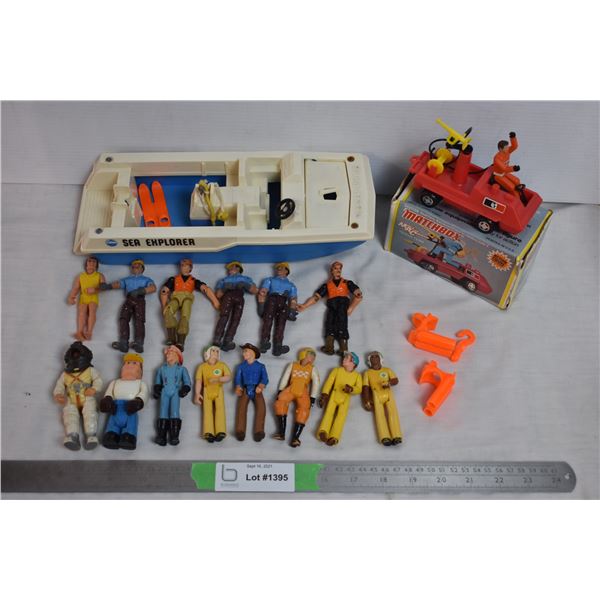 Matchbox firefighter + Fisher Price boat set with little people