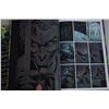 Image 3 : Joker DC Hardcover Graphic Novels