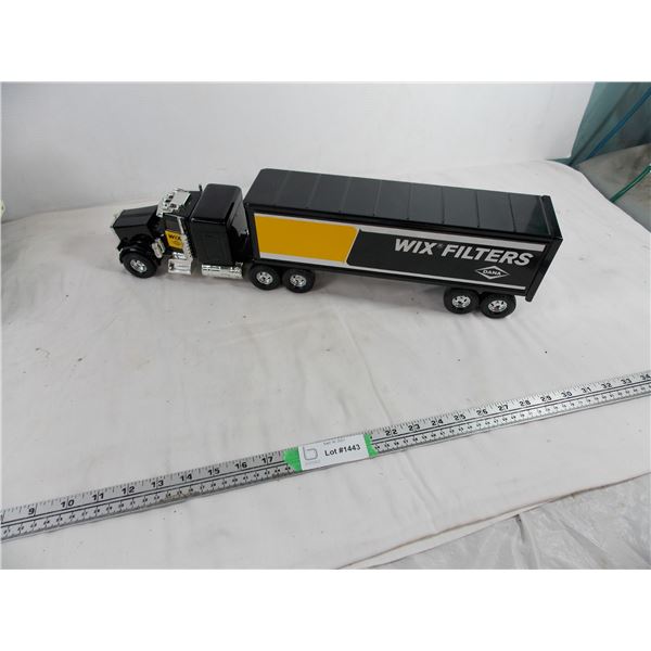 Wix Filters DANA truck with trailer