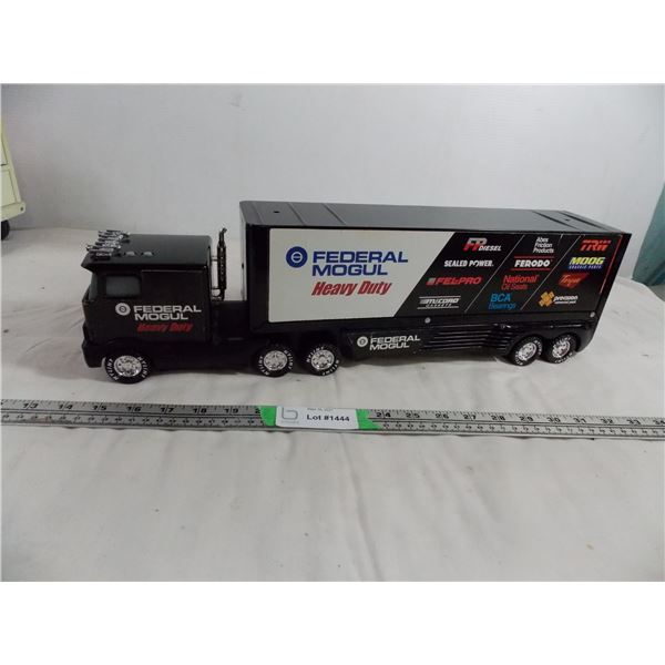 Federal Mogul Truck with Trailer (plays sounds)