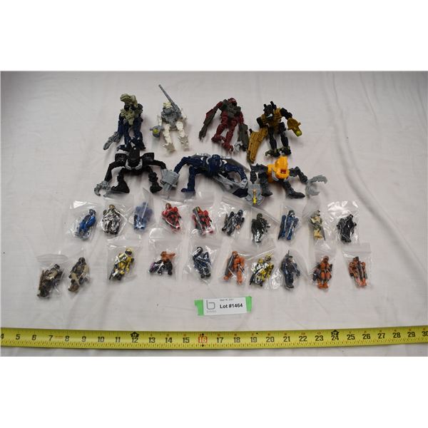 Halo + Call of Duty miniature figures + bionicles