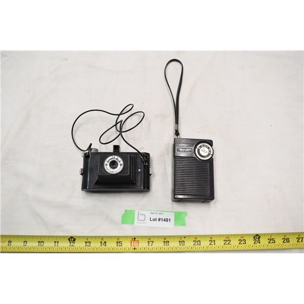 Donald Duck Walt Disney Camera + Transistor Radio