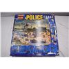Image 3 : Police Force Deluxe Action Figure set (NIB)