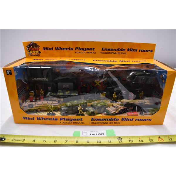 Fast Lane Mini Wheels Military Playset (NIB)